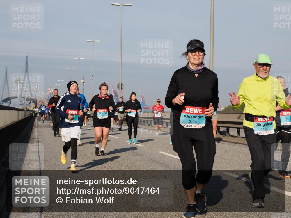 03.10.2025 - Köhlbrandbrückenlauf Fabian Wolf http://msf.ph/oto/9047464 03.10.2025 09:59:33 Position 3 3175, 1164, 3779 meine-sportfotos.de