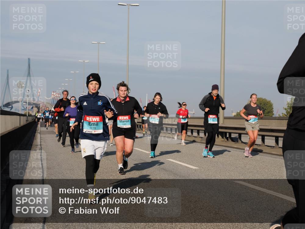 03.10.2025 - Köhlbrandbrückenlauf Fabian Wolf http://msf.ph/oto/9047483 03.10.2025 09:59:34 Position 3 3178, 1580, 1634 meine-sportfotos.de