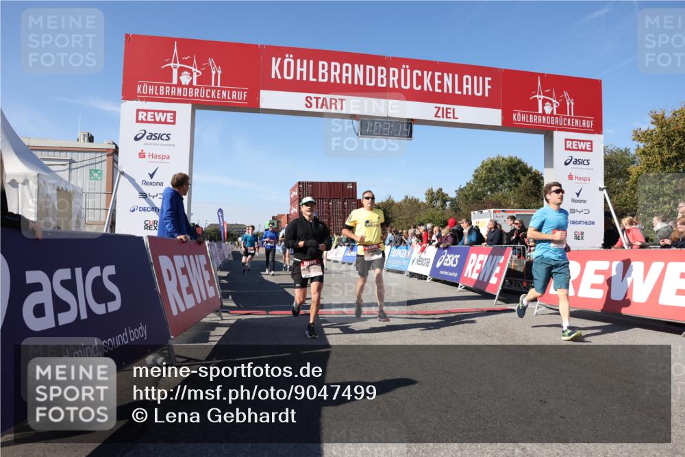 03.10.2025 - Köhlbrandbrückenlauf Lena Gebhardt http://msf.ph/oto/9047499 03.10.2025 13:03:14 Ziel 4085, 4208, 4268, 4856, 5048, 6279, 6612, 6722, 6784 meine-sportfotos.de