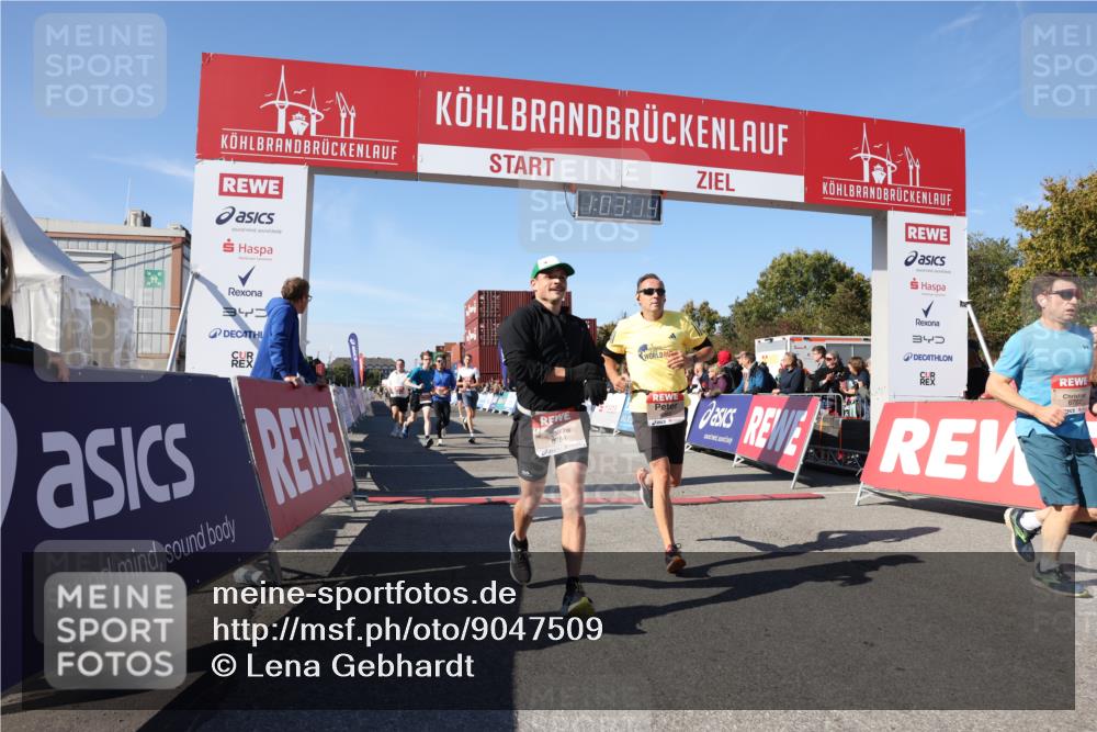 03.10.2025 - Köhlbrandbrückenlauf Lena Gebhardt http://msf.ph/oto/9047509 03.10.2025 13:03:15 Ziel 4085, 4208, 4268, 4856, 5048, 5063, 6279, 6612, 6722, 6784 meine-sportfotos.de