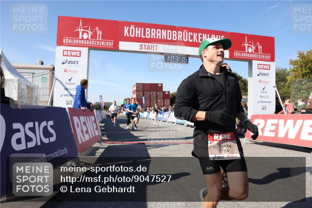 03.10.2025 - Köhlbrandbrückenlauf Lena Gebhardt http://msf.ph/oto/9047527 03.10.2025 13:03:15 Ziel 4085, 4208, 4268, 4856, 5048, 5063, 6279, 6612, 6722, 6784 meine-sportfotos.de