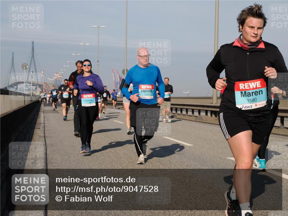 03.10.2025 - Köhlbrandbrückenlauf Fabian Wolf http://msf.ph/oto/9047528 03.10.2025 09:59:37 Position 3 3726, 1322, 1580 meine-sportfotos.de