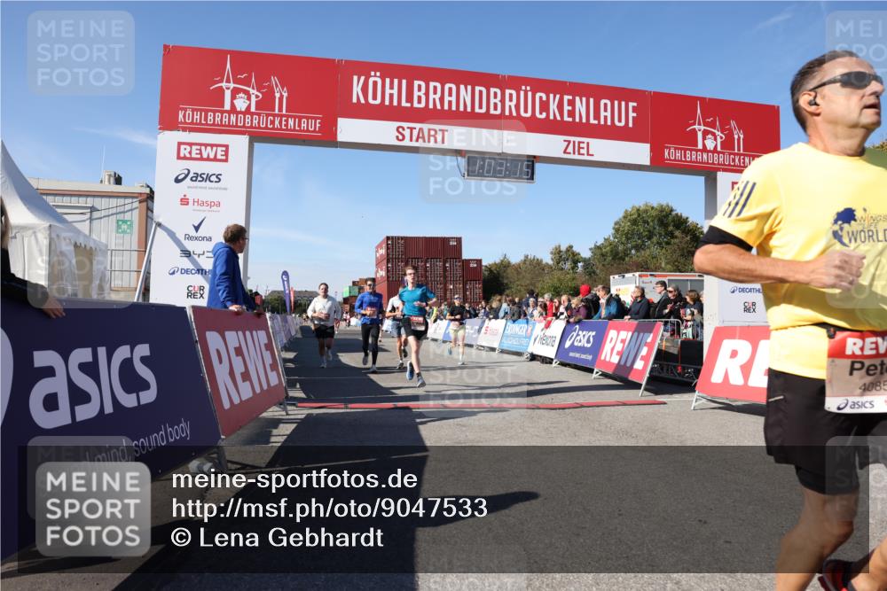 03.10.2025 - Köhlbrandbrückenlauf Lena Gebhardt http://msf.ph/oto/9047533 03.10.2025 13:03:16 Ziel 4085, 4208, 4268, 4856, 5048, 5063, 6279, 6612, 6722, 6784 meine-sportfotos.de