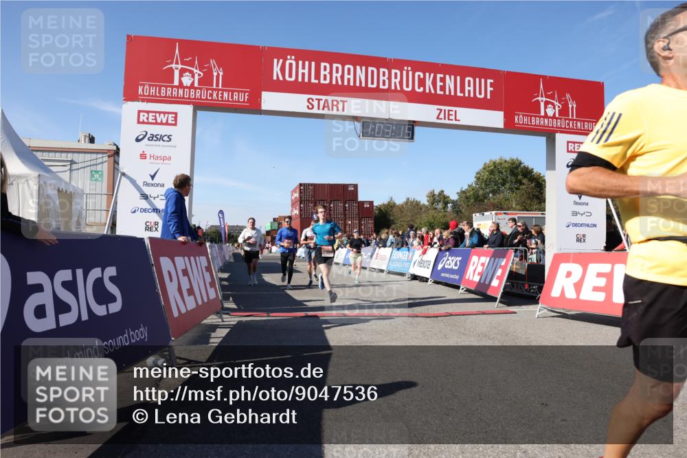 03.10.2025 - Köhlbrandbrückenlauf Lena Gebhardt http://msf.ph/oto/9047536 03.10.2025 13:03:16 Ziel 4085, 4208, 4268, 4856, 5048, 5063, 6279, 6612, 6722, 6784 meine-sportfotos.de