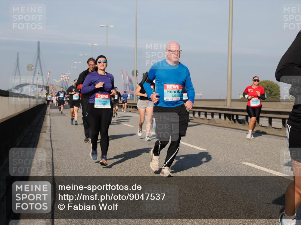 03.10.2025 - Köhlbrandbrückenlauf Fabian Wolf http://msf.ph/oto/9047537 03.10.2025 09:59:37 Position 3 3726, 1322 meine-sportfotos.de