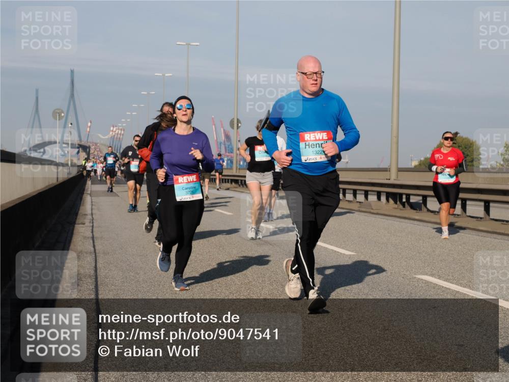 03.10.2025 - Köhlbrandbrückenlauf Fabian Wolf http://msf.ph/oto/9047541 03.10.2025 09:59:37 Position 3 3726, 1322 meine-sportfotos.de