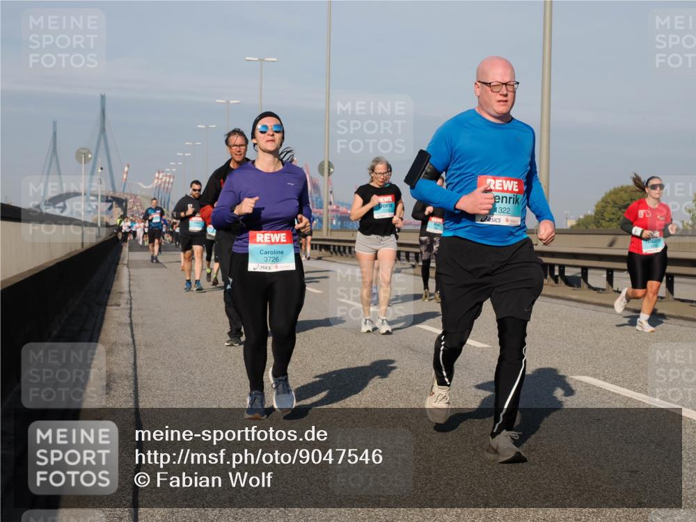 03.10.2025 - Köhlbrandbrückenlauf Fabian Wolf http://msf.ph/oto/9047546 03.10.2025 09:59:38 Position 3 3726, 1322 meine-sportfotos.de