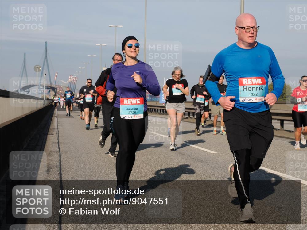 03.10.2025 - Köhlbrandbrückenlauf Fabian Wolf http://msf.ph/oto/9047551 03.10.2025 09:59:38 Position 3 3726, 1322 meine-sportfotos.de