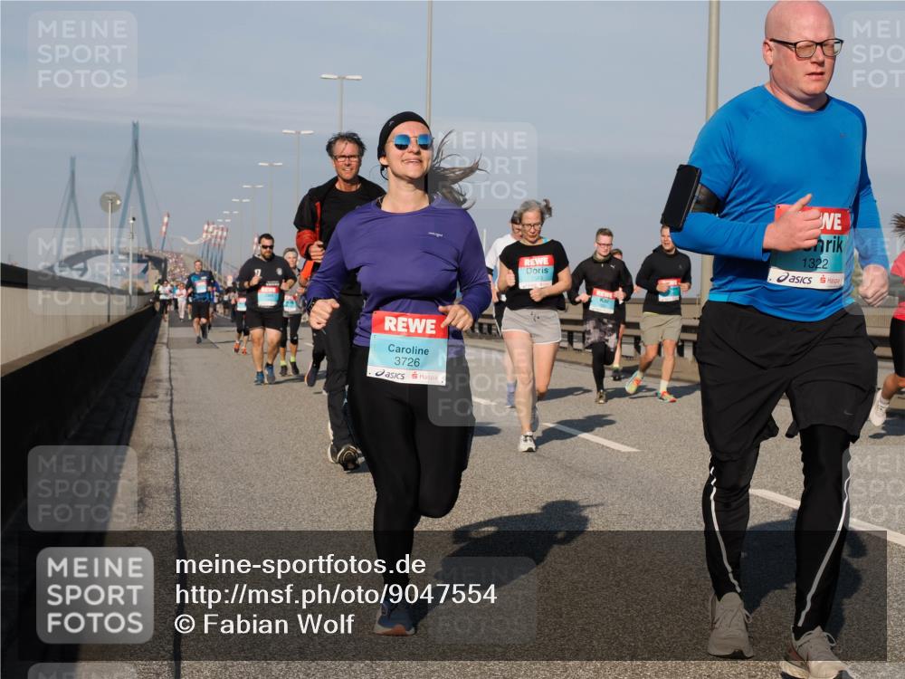 03.10.2025 - Köhlbrandbrückenlauf Fabian Wolf http://msf.ph/oto/9047554 03.10.2025 09:59:38 Position 3 3726, 1322 meine-sportfotos.de