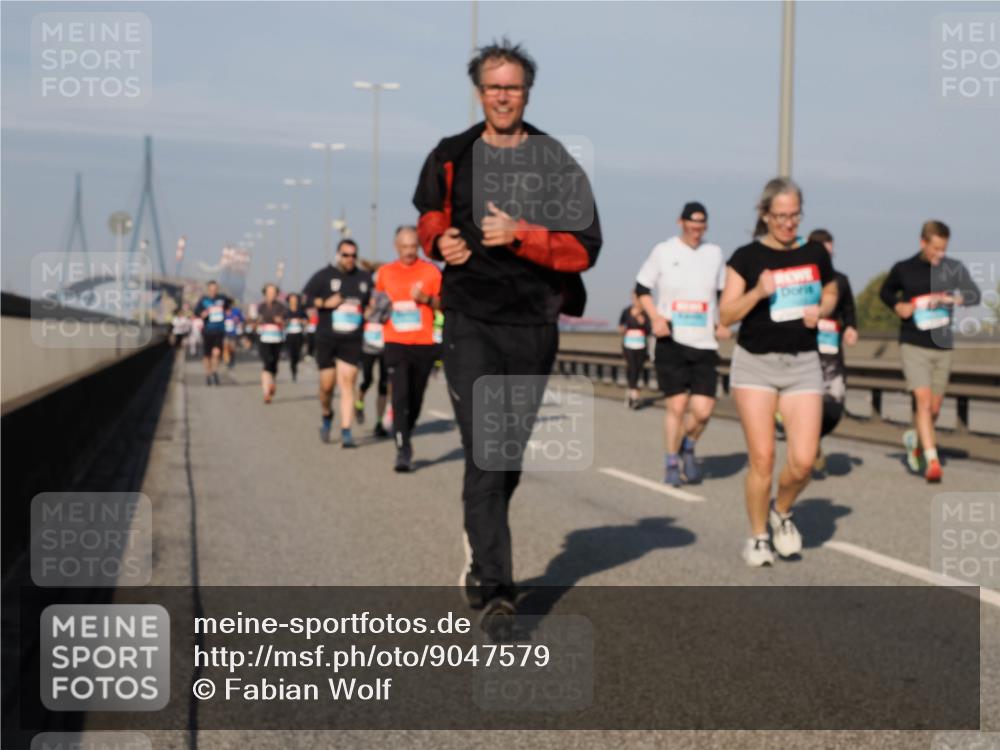 03.10.2025 - Köhlbrandbrückenlauf Fabian Wolf http://msf.ph/oto/9047579 03.10.2025 09:59:40 Position 3  meine-sportfotos.de