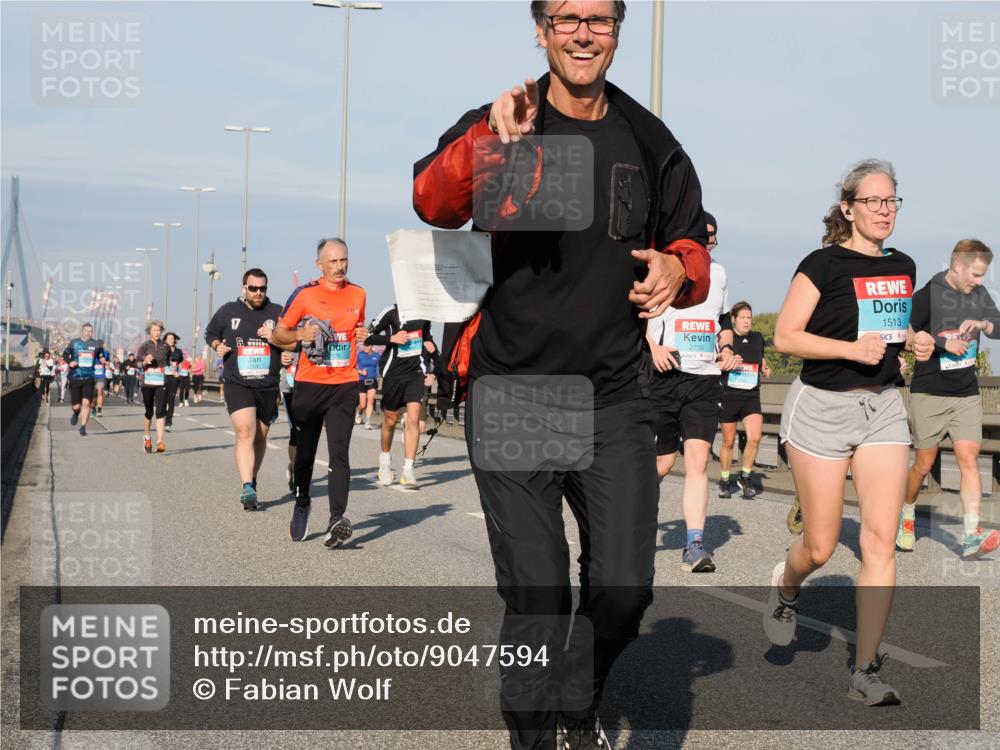 03.10.2025 - Köhlbrandbrückenlauf Fabian Wolf http://msf.ph/oto/9047594 03.10.2025 09:59:41 Position 3 1513, 2750 meine-sportfotos.de