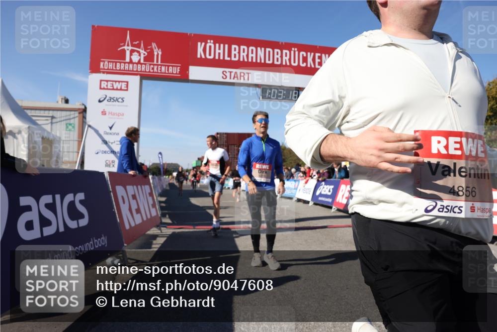 03.10.2025 - Köhlbrandbrückenlauf Lena Gebhardt http://msf.ph/oto/9047608 03.10.2025 13:03:19 Ziel 4085, 4208, 4225, 4268, 4283, 4856, 5048, 5063, 6279, 6612, 6722, 6784 meine-sportfotos.de