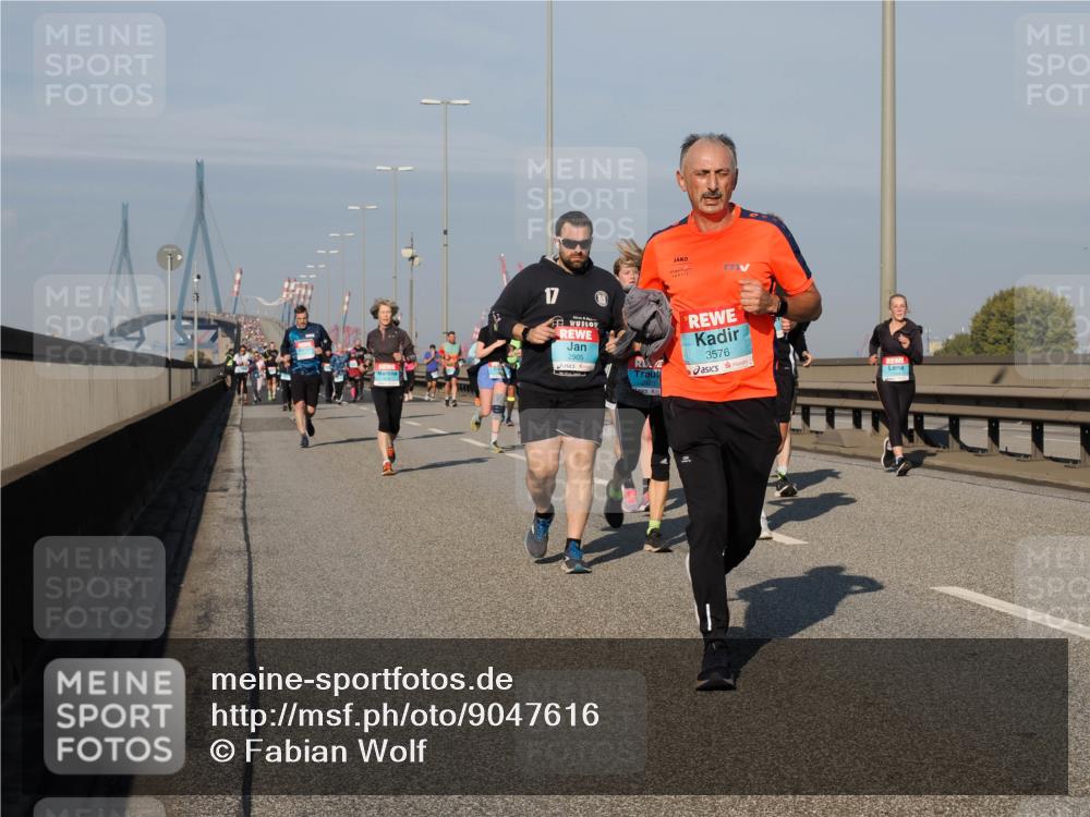 03.10.2025 - Köhlbrandbrückenlauf Fabian Wolf http://msf.ph/oto/9047616 03.10.2025 09:59:43 Position 3 2905, 3576 meine-sportfotos.de