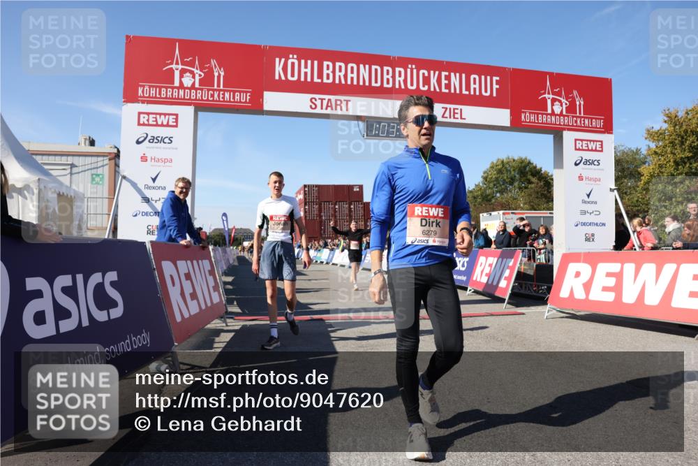 03.10.2025 - Köhlbrandbrückenlauf Lena Gebhardt http://msf.ph/oto/9047620 03.10.2025 13:03:19 Ziel 4085, 4208, 4225, 4268, 4283, 4856, 5048, 5063, 6279, 6612, 6722, 6784 meine-sportfotos.de