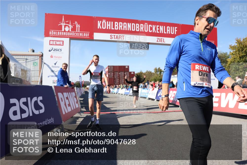 03.10.2025 - Köhlbrandbrückenlauf Lena Gebhardt http://msf.ph/oto/9047628 03.10.2025 13:03:20 Ziel 4085, 4208, 4225, 4268, 4283, 4856, 5048, 5063, 6279, 6612, 6632, 6722, 6784 meine-sportfotos.de