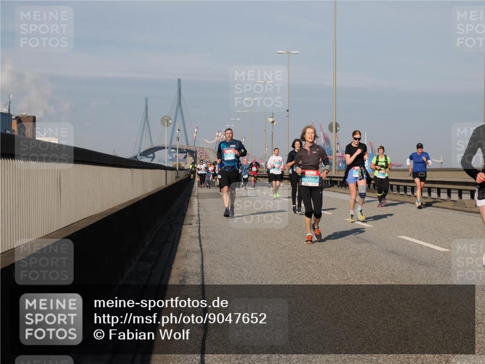 03.10.2025 - Köhlbrandbrückenlauf Fabian Wolf http://msf.ph/oto/9047652 03.10.2025 09:59:46 Position 3  meine-sportfotos.de
