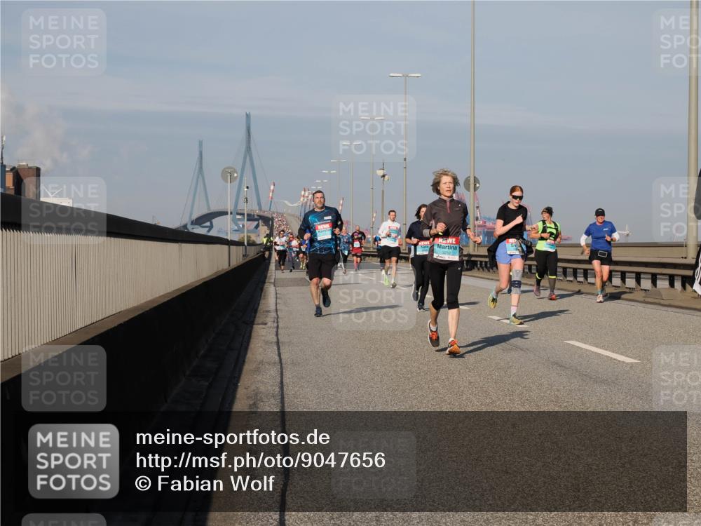 03.10.2025 - Köhlbrandbrückenlauf Fabian Wolf http://msf.ph/oto/9047656 03.10.2025 09:59:46 Position 3  meine-sportfotos.de