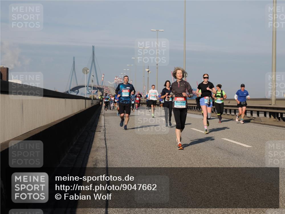 03.10.2025 - Köhlbrandbrückenlauf Fabian Wolf http://msf.ph/oto/9047662 03.10.2025 09:59:46 Position 3 3252 meine-sportfotos.de
