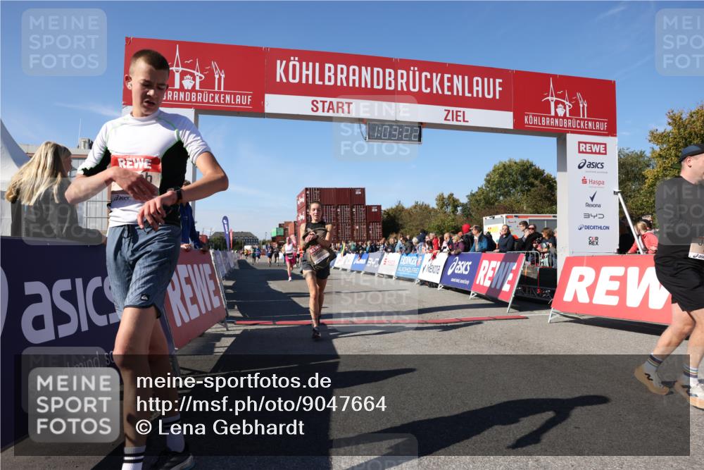 03.10.2025 - Köhlbrandbrückenlauf Lena Gebhardt http://msf.ph/oto/9047664 03.10.2025 13:03:22 Ziel 4085, 4208, 4225, 4268, 4283, 4454, 4856, 5048, 5063, 6279, 6612, 6632, 6722, 6784 meine-sportfotos.de