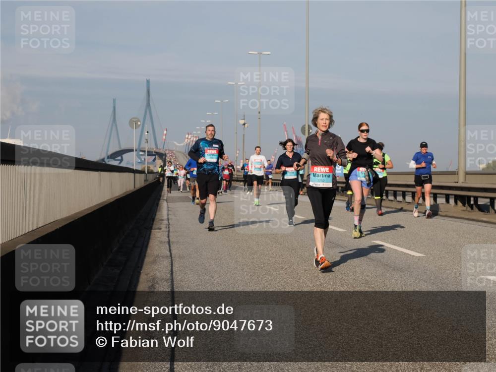 03.10.2025 - Köhlbrandbrückenlauf Fabian Wolf http://msf.ph/oto/9047673 03.10.2025 09:59:47 Position 3 3252 meine-sportfotos.de
