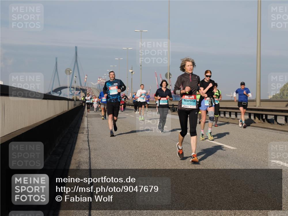 03.10.2025 - Köhlbrandbrückenlauf Fabian Wolf http://msf.ph/oto/9047679 03.10.2025 09:59:47 Position 3 2064, 3252 meine-sportfotos.de