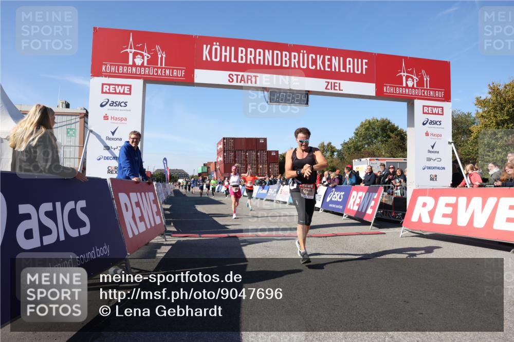 03.10.2025 - Köhlbrandbrückenlauf Lena Gebhardt http://msf.ph/oto/9047696 03.10.2025 13:03:24 Ziel 4208, 4225, 4252, 4268, 4283, 4300, 4454, 4856, 5048, 5063, 6194, 6207, 6279, 6612, 6632 meine-sportfotos.de