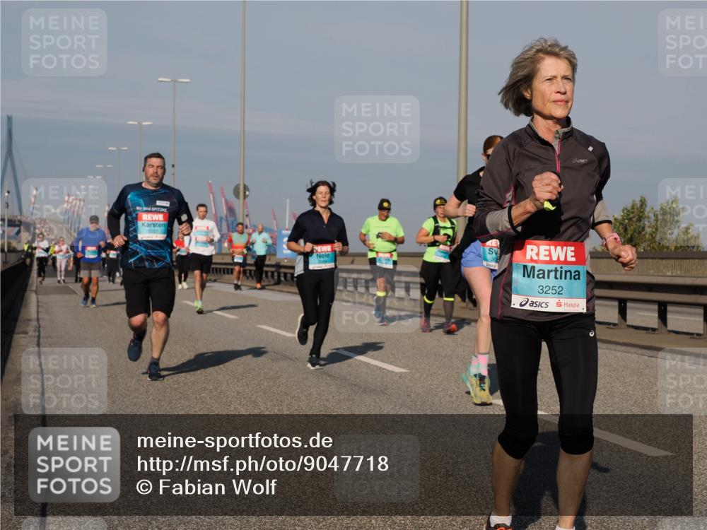 03.10.2025 - Köhlbrandbrückenlauf Fabian Wolf http://msf.ph/oto/9047718 03.10.2025 09:59:49 Position 3 2287, 3252 meine-sportfotos.de