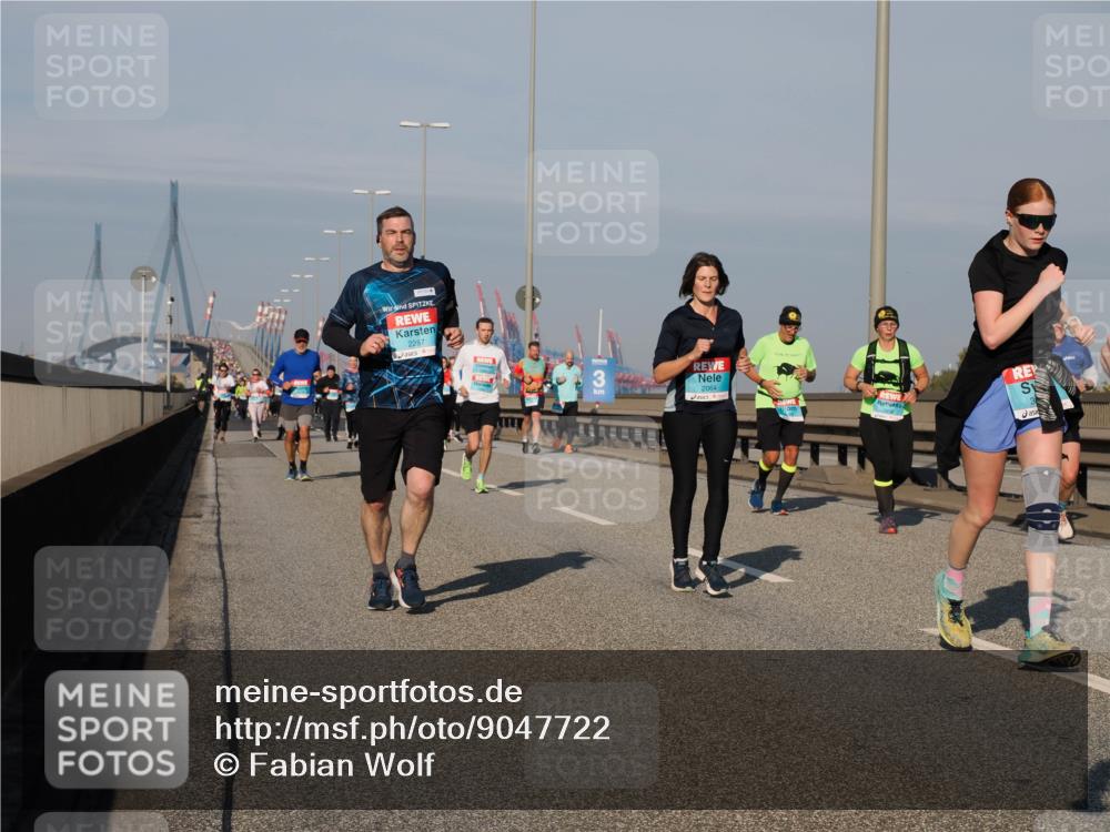 03.10.2025 - Köhlbrandbrückenlauf Fabian Wolf http://msf.ph/oto/9047722 03.10.2025 09:59:50 Position 3 2287, 2064 meine-sportfotos.de