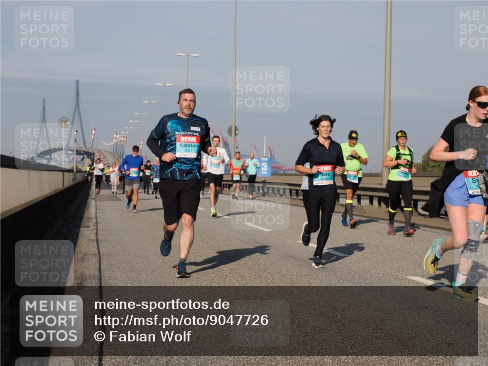 03.10.2025 - Köhlbrandbrückenlauf Fabian Wolf http://msf.ph/oto/9047726 03.10.2025 09:59:50 Position 3 2287, 2064 meine-sportfotos.de