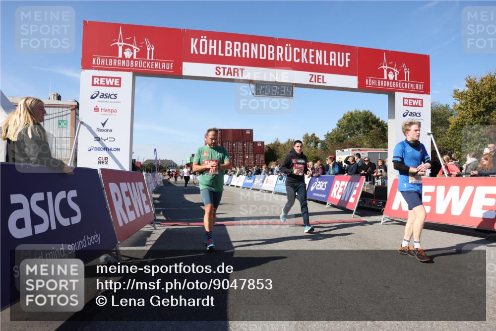 03.10.2025 - Köhlbrandbrückenlauf Lena Gebhardt http://msf.ph/oto/9047853 03.10.2025 13:03:35 Ziel 4214, 4225, 4252, 4300, 4422, 4454, 4507, 5707, 5799, 6025, 6194, 6207, 6632 meine-sportfotos.de