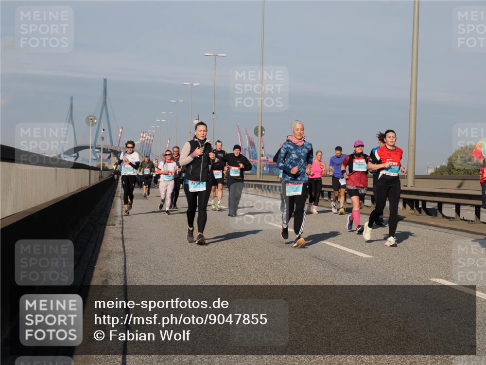 03.10.2025 - Köhlbrandbrückenlauf Fabian Wolf http://msf.ph/oto/9047855 03.10.2025 10:00:00 Position 3 2949 meine-sportfotos.de