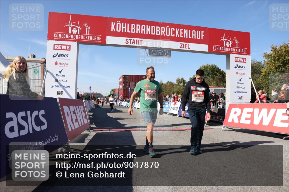 03.10.2025 - Köhlbrandbrückenlauf Lena Gebhardt http://msf.ph/oto/9047870 03.10.2025 13:03:36 Ziel 4063, 4214, 4252, 4300, 4422, 4454, 4507, 5707, 5799, 6025, 6194, 6207, 6632 meine-sportfotos.de