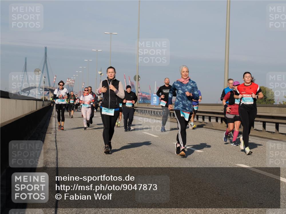 03.10.2025 - Köhlbrandbrückenlauf Fabian Wolf http://msf.ph/oto/9047873 03.10.2025 10:00:01 Position 3 2949, 3747 meine-sportfotos.de