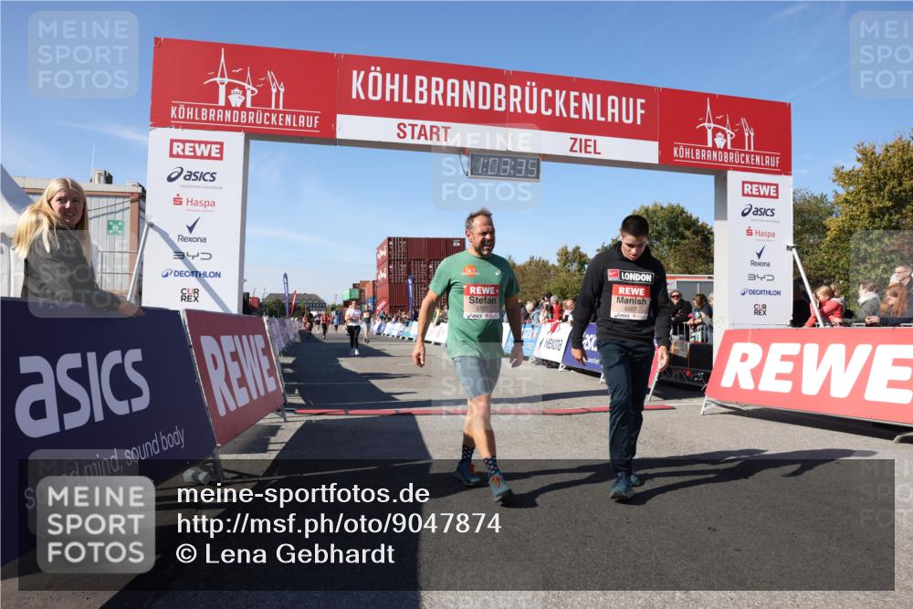 03.10.2025 - Köhlbrandbrückenlauf Lena Gebhardt http://msf.ph/oto/9047874 03.10.2025 13:03:36 Ziel 4063, 4214, 4252, 4300, 4422, 4454, 4507, 5707, 5799, 6025, 6194, 6207, 6632 meine-sportfotos.de