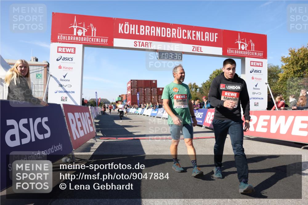 03.10.2025 - Köhlbrandbrückenlauf Lena Gebhardt http://msf.ph/oto/9047884 03.10.2025 13:03:36 Ziel 4063, 4214, 4252, 4300, 4422, 4454, 4507, 5707, 5799, 6025, 6194, 6207, 6632 meine-sportfotos.de