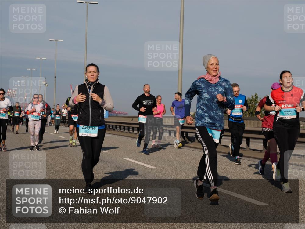 03.10.2025 - Köhlbrandbrückenlauf Fabian Wolf http://msf.ph/oto/9047902 03.10.2025 10:00:02 Position 3 2949, 3747 meine-sportfotos.de