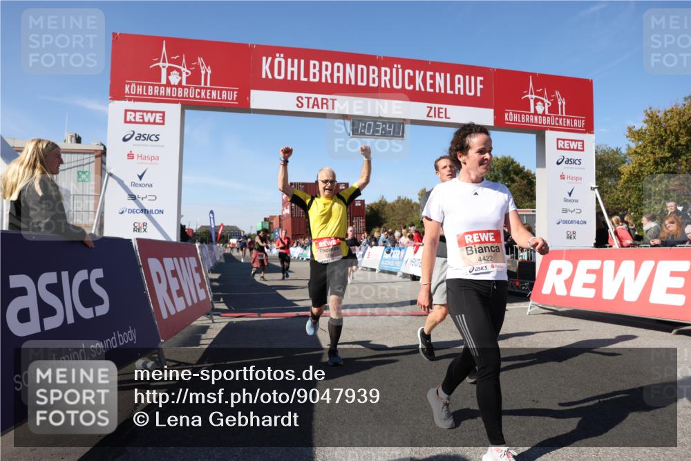 03.10.2025 - Köhlbrandbrückenlauf Lena Gebhardt http://msf.ph/oto/9047939 03.10.2025 13:03:42 Ziel 4063, 4214, 4274, 4322, 4422, 4507, 5639, 5707, 5799, 6025 meine-sportfotos.de