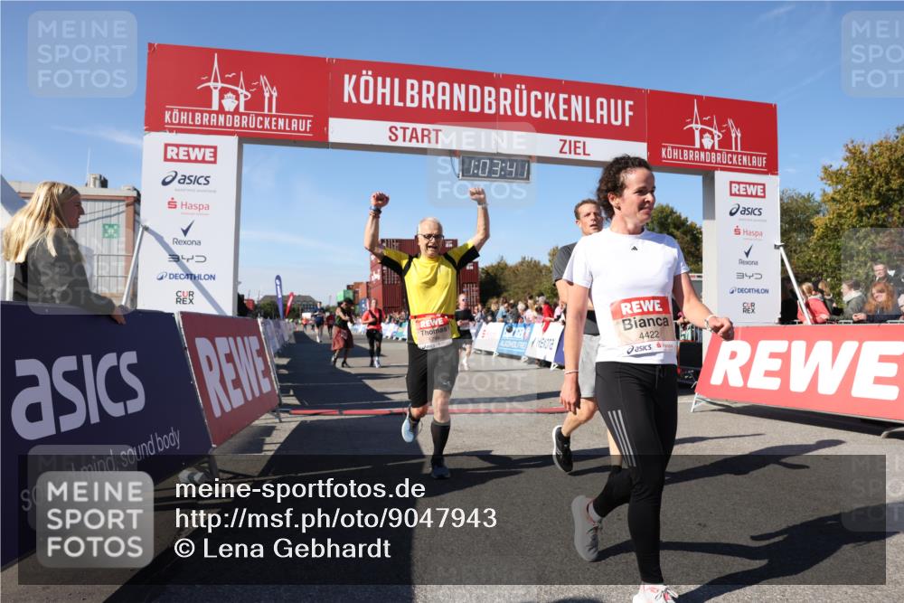 03.10.2025 - Köhlbrandbrückenlauf Lena Gebhardt http://msf.ph/oto/9047943 03.10.2025 13:03:42 Ziel 4063, 4214, 4274, 4322, 4422, 4507, 5639, 5707, 5799, 6025 meine-sportfotos.de