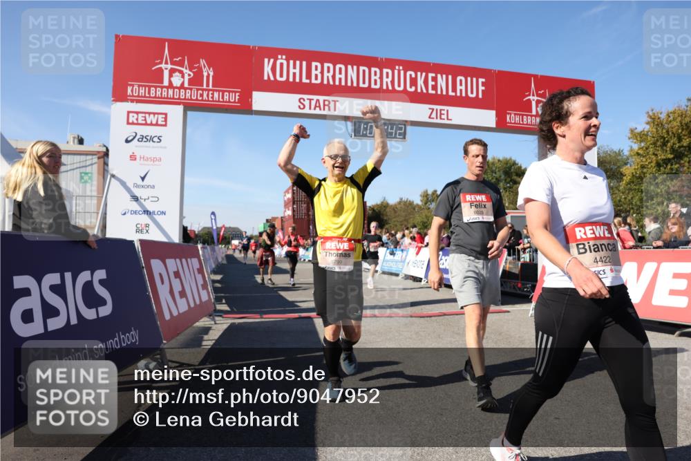 03.10.2025 - Köhlbrandbrückenlauf Lena Gebhardt http://msf.ph/oto/9047952 03.10.2025 13:03:42 Ziel 4063, 4214, 4274, 4322, 4422, 4507, 5639, 5707, 5799, 6025 meine-sportfotos.de