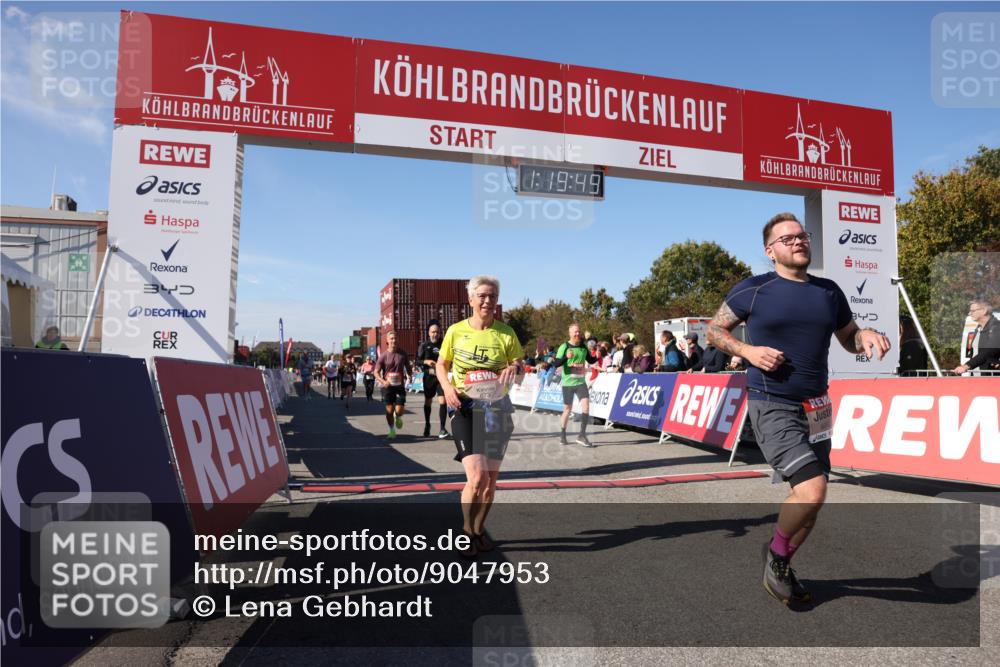 03.10.2025 - Köhlbrandbrückenlauf Lena Gebhardt http://msf.ph/oto/9047953 03.10.2025 13:19:50 Ziel 4376, 4539, 4981, 5047, 5059, 5148, 5647, 5648, 5650, 5704, 5841, 5931, 5975, 6068, 6382, 6383, 6414, 6509, 6567, 6568, 6600, 6660, 6663, 6730 meine-sportfotos.de