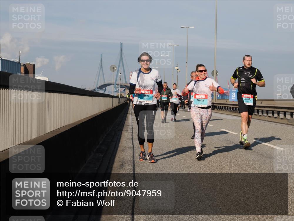 03.10.2025 - Köhlbrandbrückenlauf Fabian Wolf http://msf.ph/oto/9047959 03.10.2025 10:00:05 Position 3 1671, 2393, 1659 meine-sportfotos.de