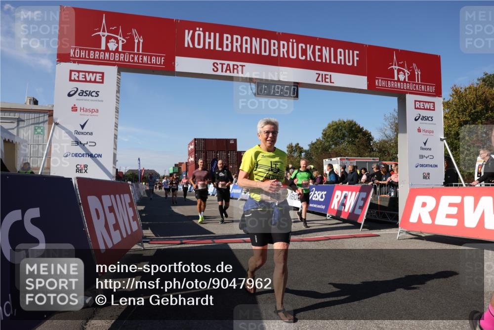 03.10.2025 - Köhlbrandbrückenlauf Lena Gebhardt http://msf.ph/oto/9047962 03.10.2025 13:19:50 Ziel 4376, 4539, 4981, 5047, 5059, 5148, 5647, 5648, 5650, 5704, 5841, 5931, 5975, 6068, 6382, 6383, 6414, 6509, 6567, 6568, 6600, 6660, 6663, 6730 meine-sportfotos.de
