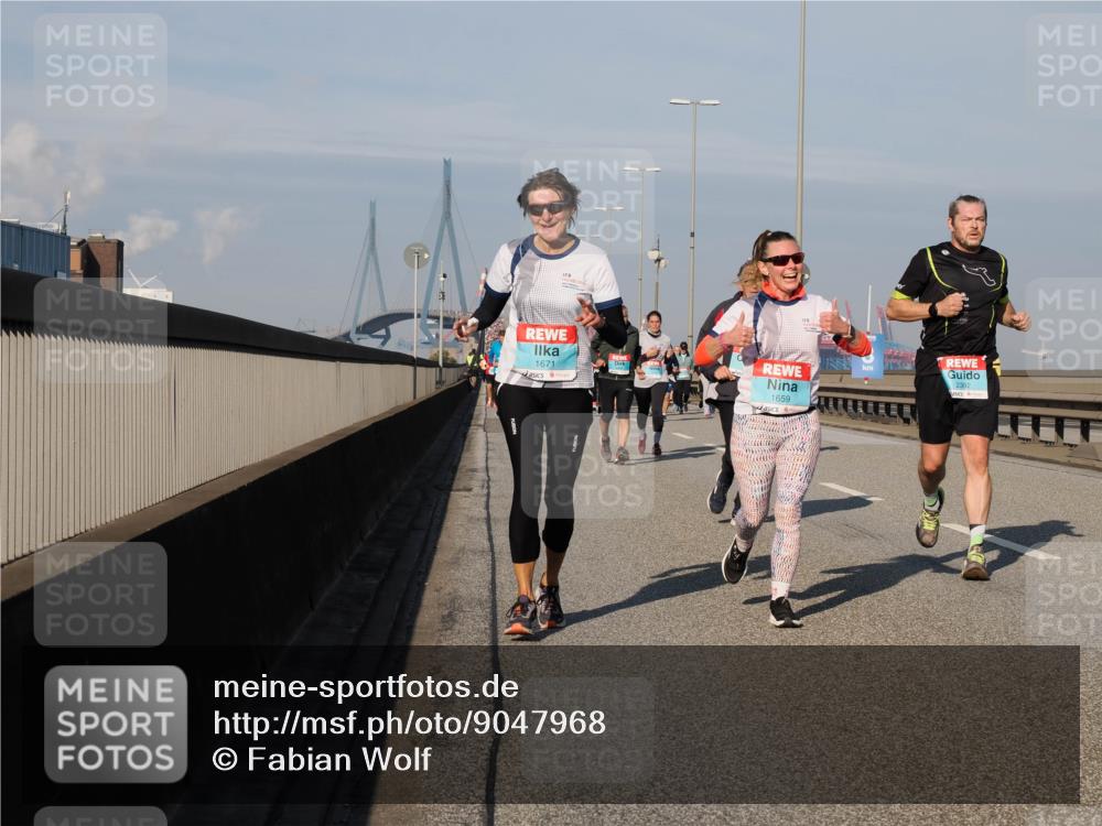 03.10.2025 - Köhlbrandbrückenlauf Fabian Wolf http://msf.ph/oto/9047968 03.10.2025 10:00:06 Position 3 1671, 1659, 2392 meine-sportfotos.de