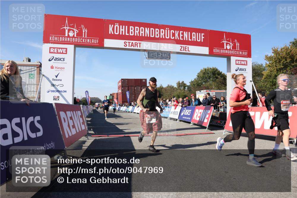 03.10.2025 - Köhlbrandbrückenlauf Lena Gebhardt http://msf.ph/oto/9047969 03.10.2025 13:03:45 Ziel 4063, 4274, 4322, 4422, 5639, 5799, 6025, 6341, 6706 meine-sportfotos.de