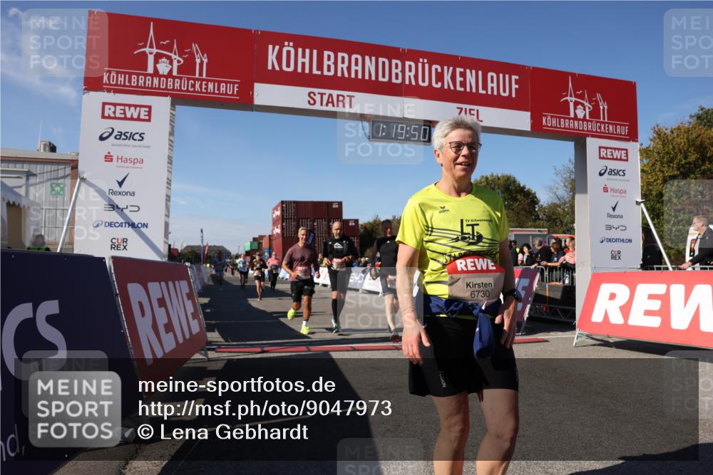 03.10.2025 - Köhlbrandbrückenlauf Lena Gebhardt http://msf.ph/oto/9047973 03.10.2025 13:19:51 Ziel 4376, 4539, 4981, 5047, 5059, 5148, 5647, 5648, 5650, 5656, 5657, 5704, 5841, 5931, 6068, 6414, 6509, 6567, 6568, 6660, 6663, 6730 meine-sportfotos.de