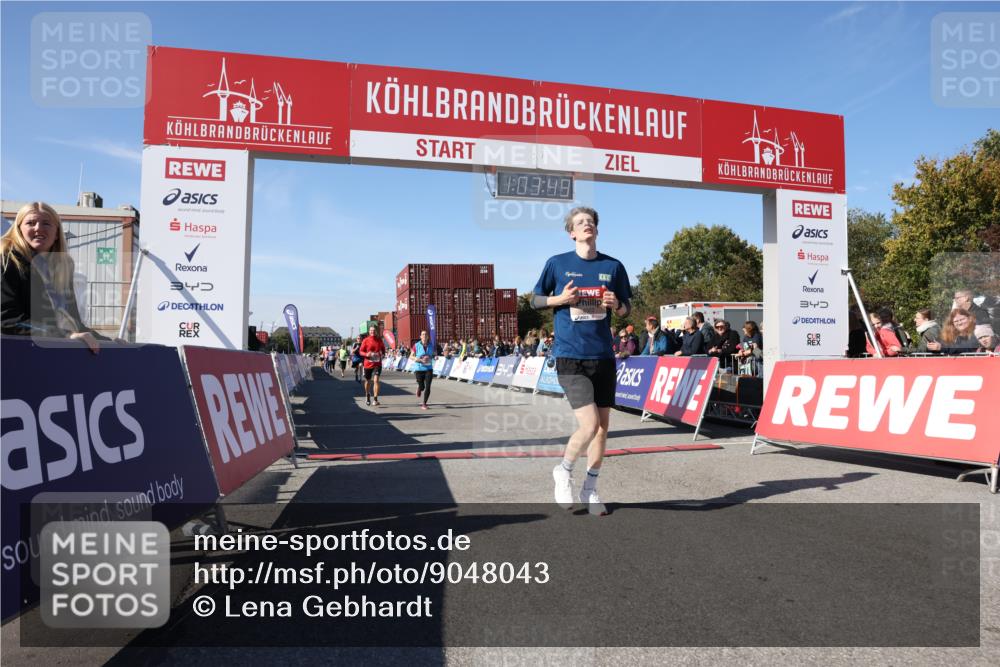 03.10.2025 - Köhlbrandbrückenlauf Lena Gebhardt http://msf.ph/oto/9048043 03.10.2025 13:03:49 Ziel 4063, 4274, 4322, 5098, 5414, 5447, 5639, 5799, 6025, 6315, 6341, 6706 meine-sportfotos.de