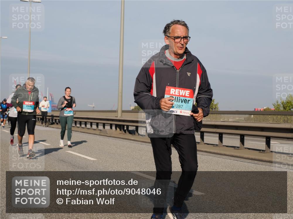 03.10.2025 - Köhlbrandbrückenlauf Fabian Wolf http://msf.ph/oto/9048046 03.10.2025 10:00:10 Position 3 3488, 1287 meine-sportfotos.de