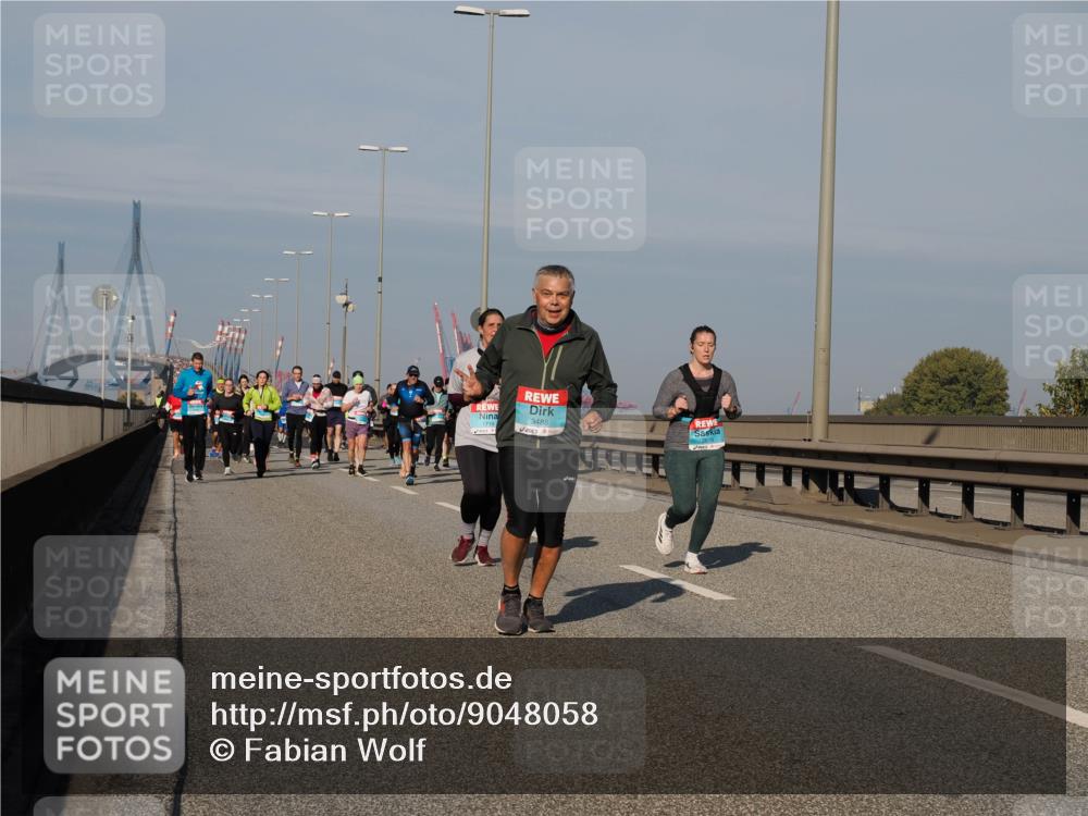 03.10.2025 - Köhlbrandbrückenlauf Fabian Wolf http://msf.ph/oto/9048058 03.10.2025 10:00:11 Position 3 1719, 3488 meine-sportfotos.de