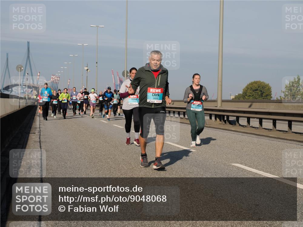 03.10.2025 - Köhlbrandbrückenlauf Fabian Wolf http://msf.ph/oto/9048068 03.10.2025 10:00:11 Position 3 3488, 1719 meine-sportfotos.de
