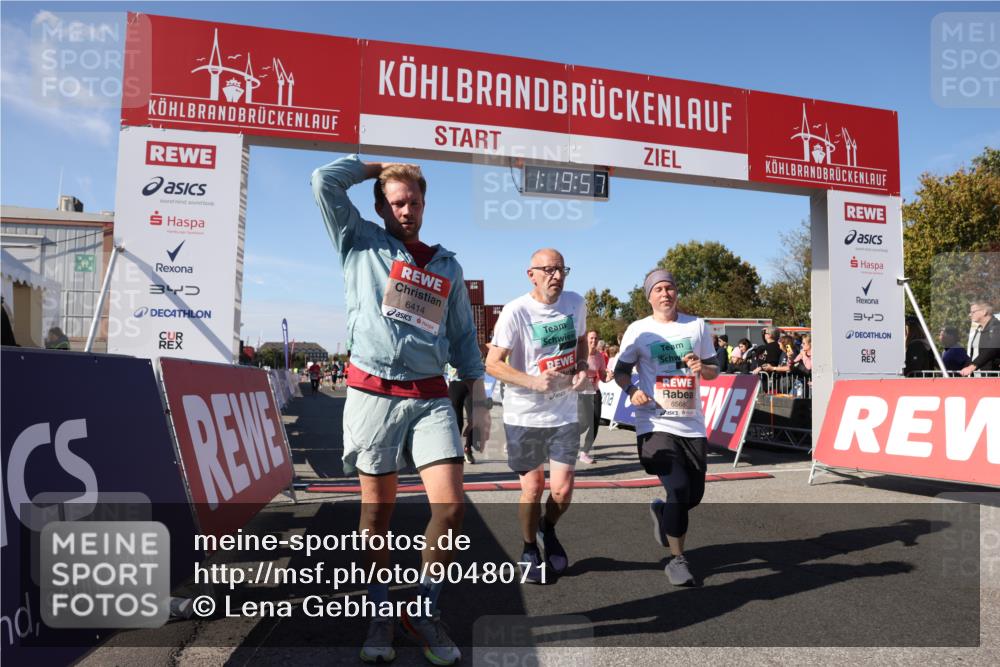 03.10.2025 - Köhlbrandbrückenlauf Lena Gebhardt http://msf.ph/oto/9048071 03.10.2025 13:19:58 Ziel 4376, 4433, 4539, 4721, 5059, 5175, 5656, 5657, 5658, 5704, 5841, 6068, 6414, 6567, 6568, 6649, 6660, 6663, 6730 meine-sportfotos.de